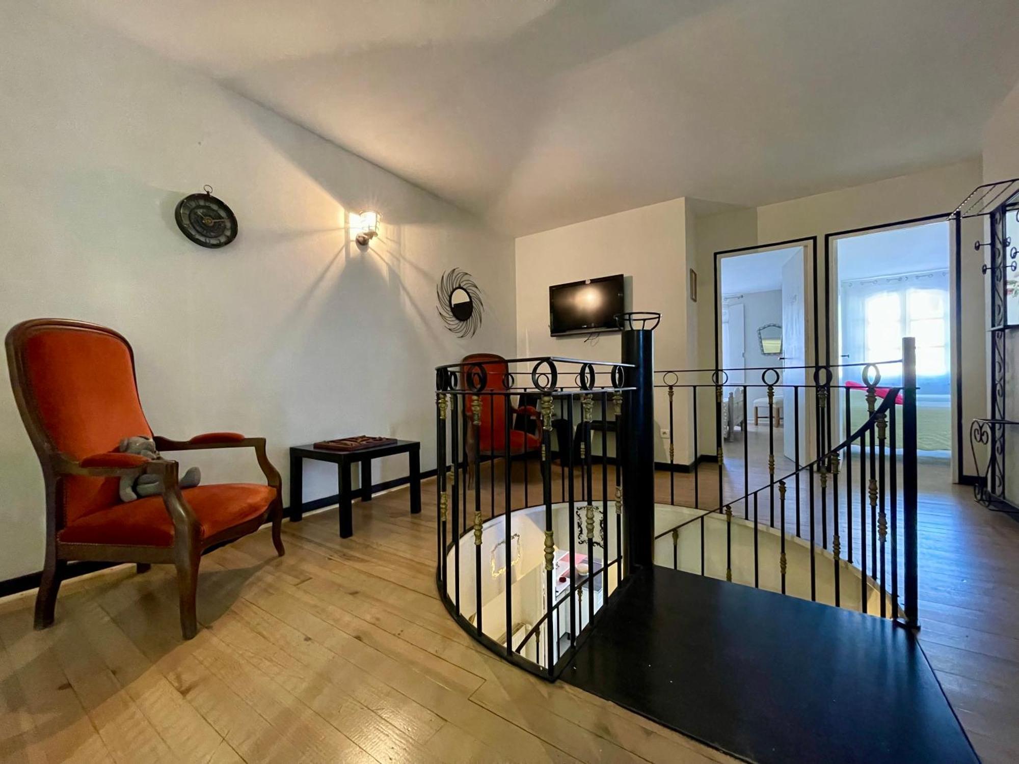 Cote Cite Appartements - Parking Prive - 100M Cite Medievale Carcassonne Exterior photo